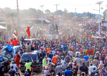 Thousands welcome NUP party leader Robert Kyagulanyi aka in Masaka