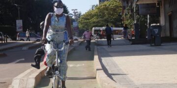 Walk or cycle to work, Zimbabwe authorities urge citizens as fuel shortage bites