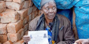 Hundreds  left homeless, business destroyed as NEMA cracks whip on illegal wetland encroachers