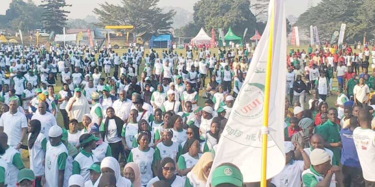 Hundreds run to raise cash for girl child education